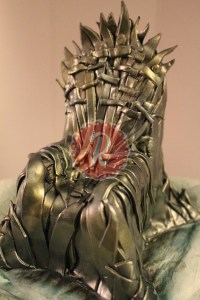 iron-throne-cake-cover
